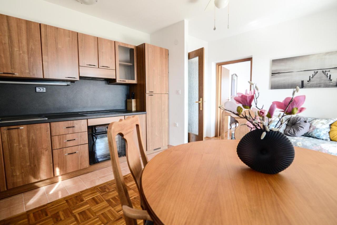 Apartment Glicinija Zadar Eksteriør bilde